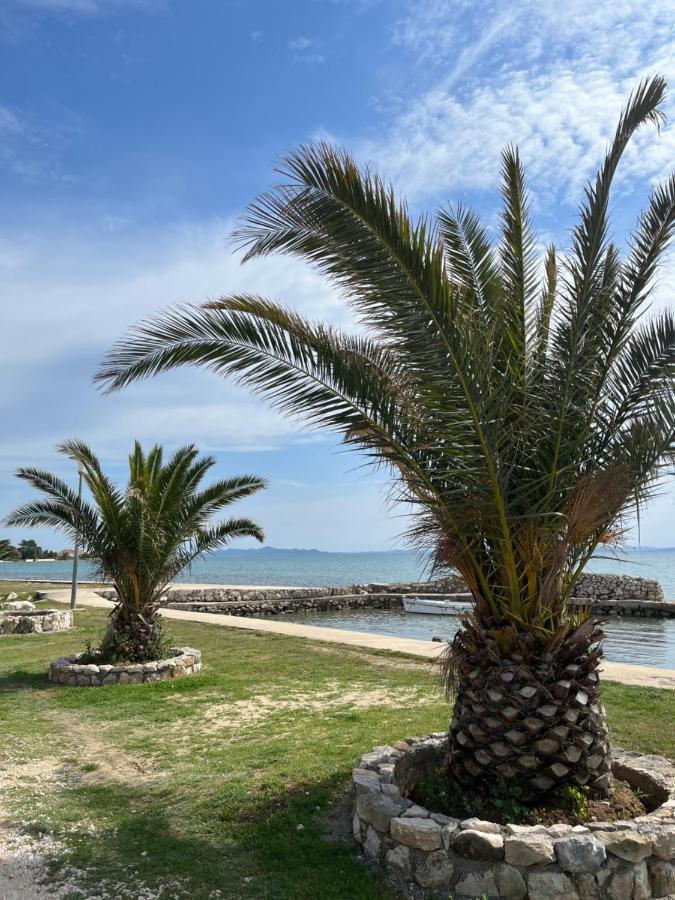 פריבלאקה Lakokocsik A Tengerparton - Caravans At The Sandy Beach מראה חיצוני תמונה